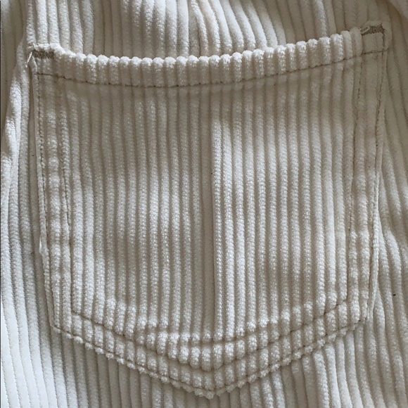 White high rise mini skirt - Picture 4 of 5